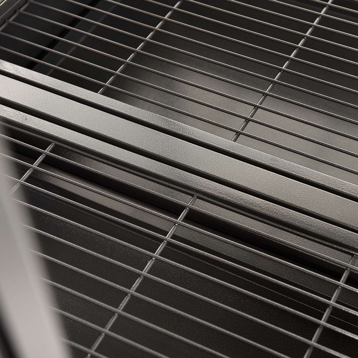 Montana | Hjørnebur Denver - Antik | Hjørnevoliere til papegøjer - Bestillingsvare - Vi anbefaler afhentning hvis muligt, da dette produkt skal leveres med fragtmand (Pallefragt)