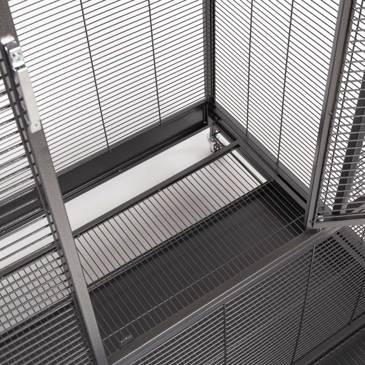 Montana | New Sydney I - ca. 90 x 70 x 180 cm | antik - Bestillingsvare - Vi anbefaler afhentning hvis muligt, da dette produkt skal leveres med fragtmand (Pallefragt)